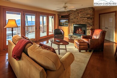 518 Indian Paintbrush Dr unit RO-3, Banner Elk, NC 28604 - photo 4