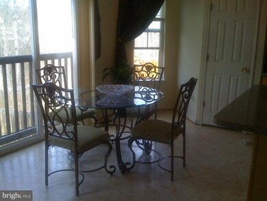 1730 Ann Scarlet Ct, Woodbridge, VA 22191 - photo 5