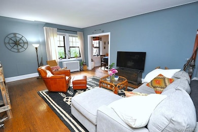 209 Garth Rd unit 2B, Scarsdale, NY 10583 - photo 4