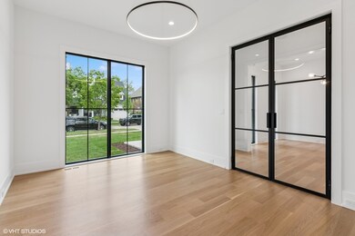 613 S Chatham Ave, Elmhurst, IL 60126 - photo 3