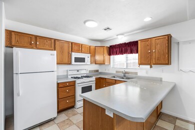238 S 165 E, Ivins, UT 84738 - photo 7