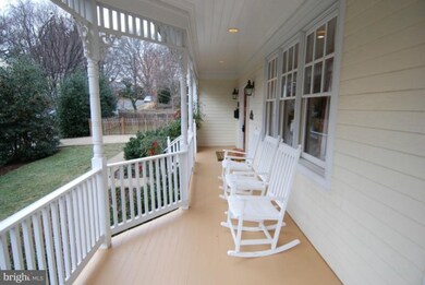 7203 Delfield St, Chevy Chase, MD 20815 - photo 4