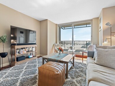 Regatta Riverview Residences unit 1623, Cambridge, MA 02141 - photo 2