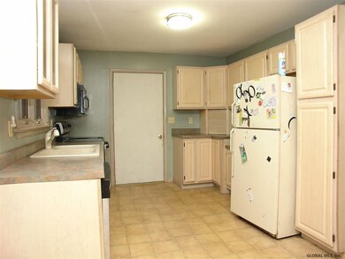 261 Lapp Rd, Clifton Park, NY 12065 - photo 5