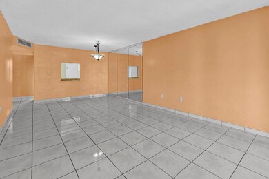 Rolling Green Condominiums unit F307, Miami, FL 33179 - photo 4