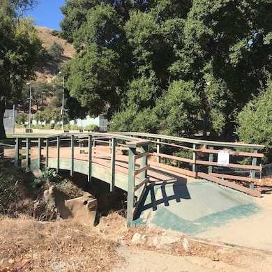 0 Driver unit SR25240645, Castaic, CA 91384 - photo 5