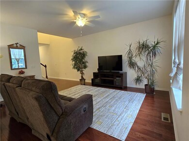 4372 Lenni Cir, Emmaus, PA 18049 - photo 6