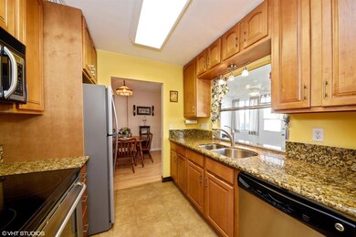 04_1009SW16thSt_177_Kitchen_HiRes
