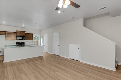 601 W 24th St unit 122, Bryan, TX 77803 - photo 4