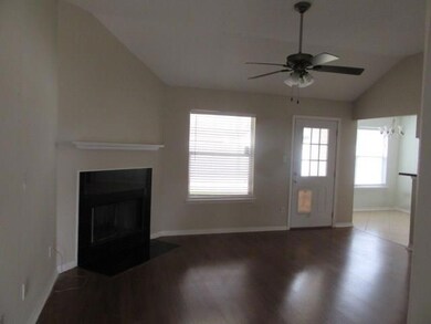 2732 Bayou Carencro Dr, Marrero, LA 70072 - photo 2