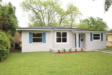 4751 Beverly Cir, Jacksonville, FL 32210 - photo 2