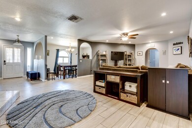 Family Room / Formal Dining