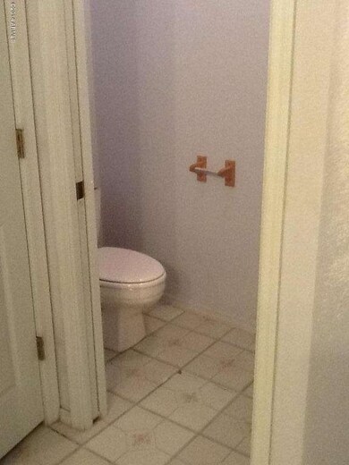 1/2 bath off laundry room downstairs