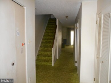 997 Putnam Blvd, Wallingford, PA 19086 - photo 2