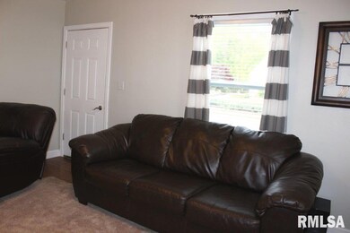 418 Waverly Rd, Davenport, IA 52804 - photo 2