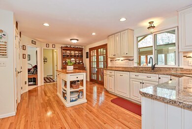 27 Birch Tree Rd, Foxboro, MA 02035 - photo 3