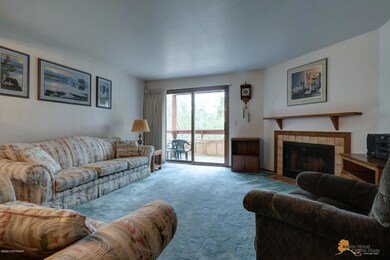 Living room 1