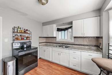 Lwr Kitchen
