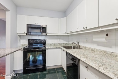 54 Ellen Heath Dr unit 54, Matawan, NJ 07747 - photo 7