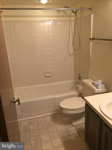 44706 Beechwood Ct unit 4C, 628, California, MD 20619 - photo 6