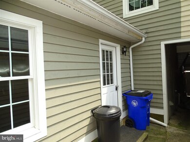 123 W South St, Frederick, MD 21701 - photo 2