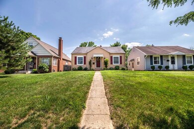 521 E Beechwood Blvd