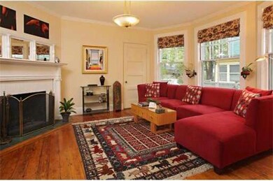 15 Shailer St, Brookline, MA 02446 - photo 5