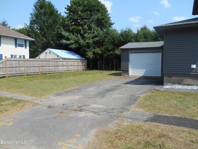 397 Elm St, Pittsfield, MA 01201 - photo 4