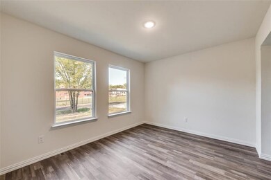 5707 Langley Rd, Houston, TX 77016 - photo 7
