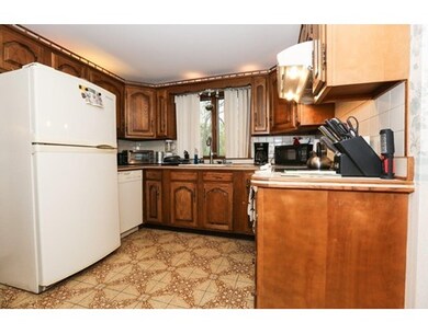 504 Chestnut St, Needham, MA 02492 - photo 5