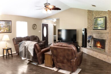 8925 Mustang Bayou Rd unit 95, Manvel, TX 77578 - photo 6