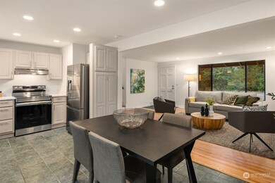 8822 Bowdoin Way, Edmonds, WA 98026 - photo 2