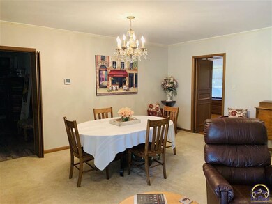 2707 SW Fairway Dr, Topeka, KS 66611 - photo 7