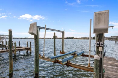 2396 Palm Harbor Dr-52