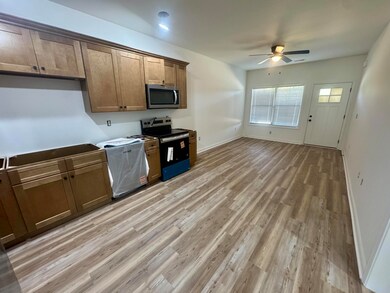 834 Ridgewood Dr unit 1, Berea, KY 40403 - photo 5