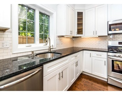 14 Huntington St, Waltham, MA 02452 - photo 4