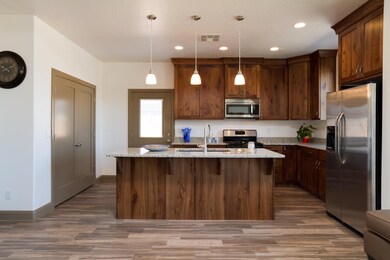 07 Kitchen 1