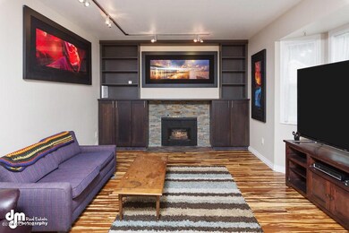 Living Room_CG_1319-SMALL