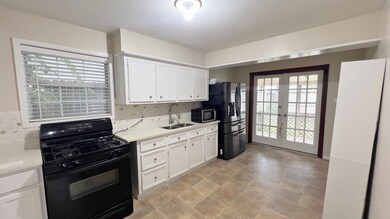 7441 Evie Ln, Deer Park, TX 77536 - photo 6