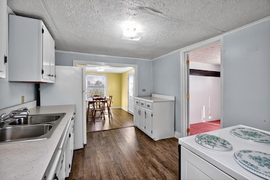 935 Keenon Rd, Harrodsburg, KY 40330 - photo 6