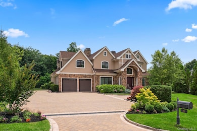 11 Buckingham Ct, Muttontown, NY 11791 - photo 4