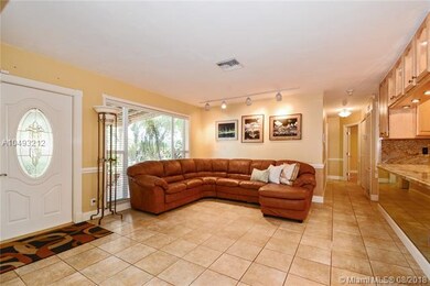 OPEN CONCEPT LIVING/FAMILY ROOM!