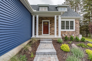 210 Canterbury Cir, Blakeslee, PA 18610 - photo 2