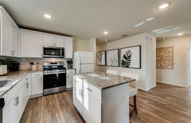 Spacious kitchen with ample cabinet space *Photos 