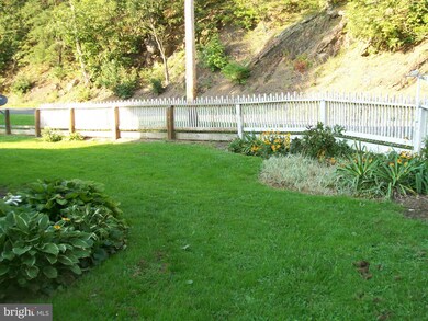 0 Grassy Lick Rd Rd unit 1003696734, Kirby, WV 26755 - photo 2