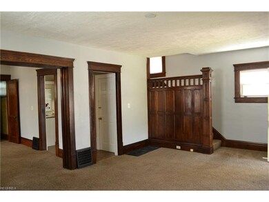 good old-fashion thick woodwork in this traditiona