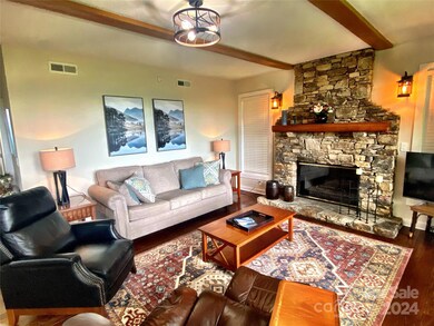 250 Creekside Way unit C-201, Burnsville, NC 28714 - photo 2