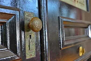 9 Everett St, Newport, RI 02840 - photo 4