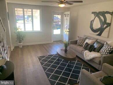 529 S 2nd St, Darby, PA 19023 - photo 3