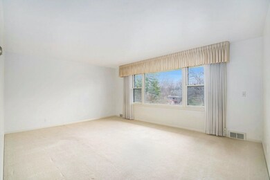 002-539-espanola-ave-kalamazoo-mi-49004